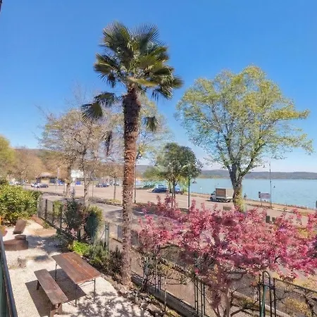 Giardino Privato - Vista Lago - Self Check-In *